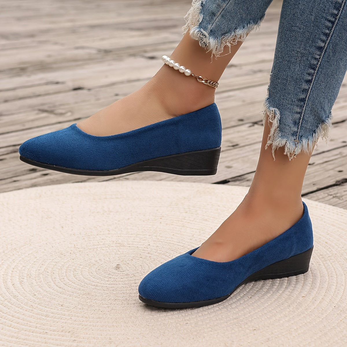 Lioren | Comfortable Wedge Shoes